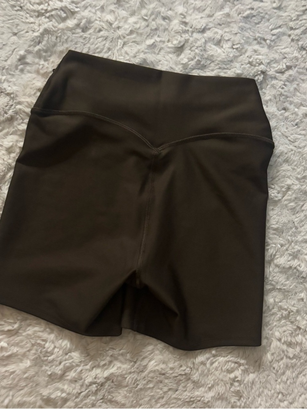 ALO AIRLIFT ENERGY SHORTS - Picture 6 of 6